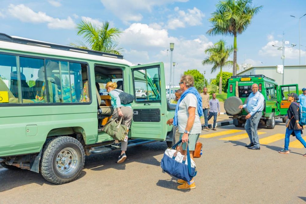 Abercrombie & Kent, a well-known tourist agency, has brought 60 tourists to Rwanda for a four-day journey across the country. @AKTravel_USA @AKTravel_UK 
#InvestInRwanda #RwandaIsOpen