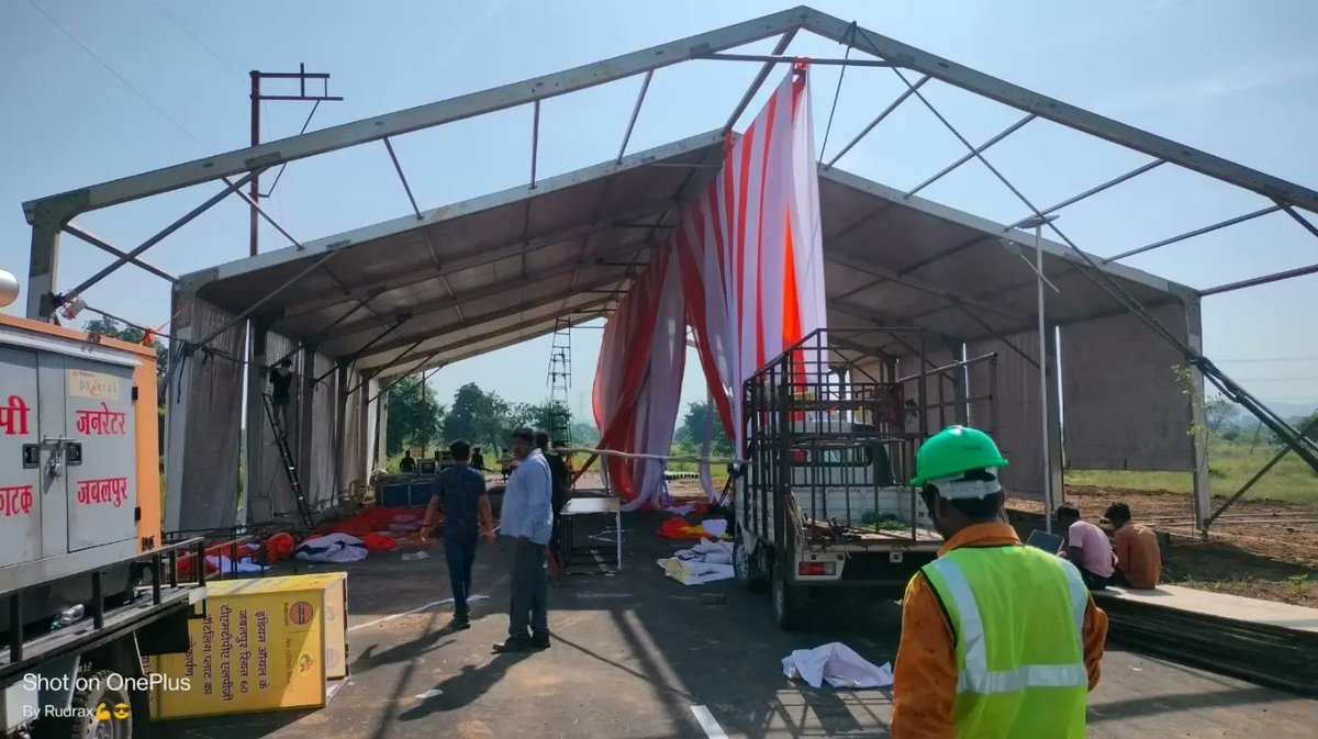 tenvent10's tweet photo. Behind-the-scenes: Tenvent is hard at work setting up the stage for the historic inauguration of energy projects in Madhya Pradesh. Join us on October 5th, 2023, for a day filled with progress, innovation, and celebration! ๐
#EnergyForMadhyaPradesh #TenventEvents #Jabalpur https://t.co/Yngaq5estm