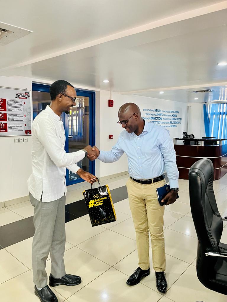 This morning, <a href="/DidasNdoli/">Didas Ndoli</a> and the team from MTN Enterprise Business Unit paid a courtesy visit to our Corporate Customer @CIMERWAPPC in celebration of #CustomerServiceWeek2023 and appreciating a long-standing business relationship. 

#Tubitayeho #DoingGoodTogether 💛