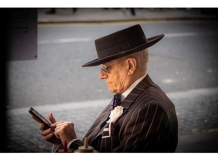 SohoGeorge's tweet photo. Clandestine pics shot in Duncanon Street Trafalgar Square London
Pics by #sarahplummer https://t.co/6VmTvVT5ng