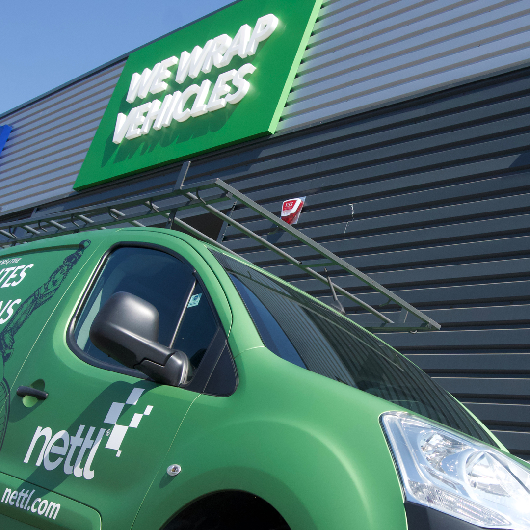 Brightly colored vehicle wraps with big logos and messages attract a lot of attention when out and about. 

In fact, in one survey, 64% of respondents said they noticed vehicle graphics. 

#nettl #vehiclelivery #branding #signage #design #vehiclegraphics
