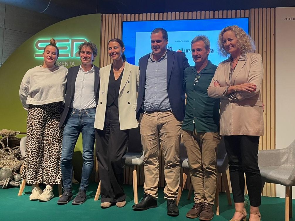 radiobilbao's tweet photo. Termina #IDagro en @Itsasmuseum
✅Muchas gracias a los ponentes y las entidades colaboradoras 👏!!
@Zunibal_SL
@BodegasLC
@Lursail
Lurra @konfekoop
@EuskalSagardoa https://t.co/diCw2b02ea