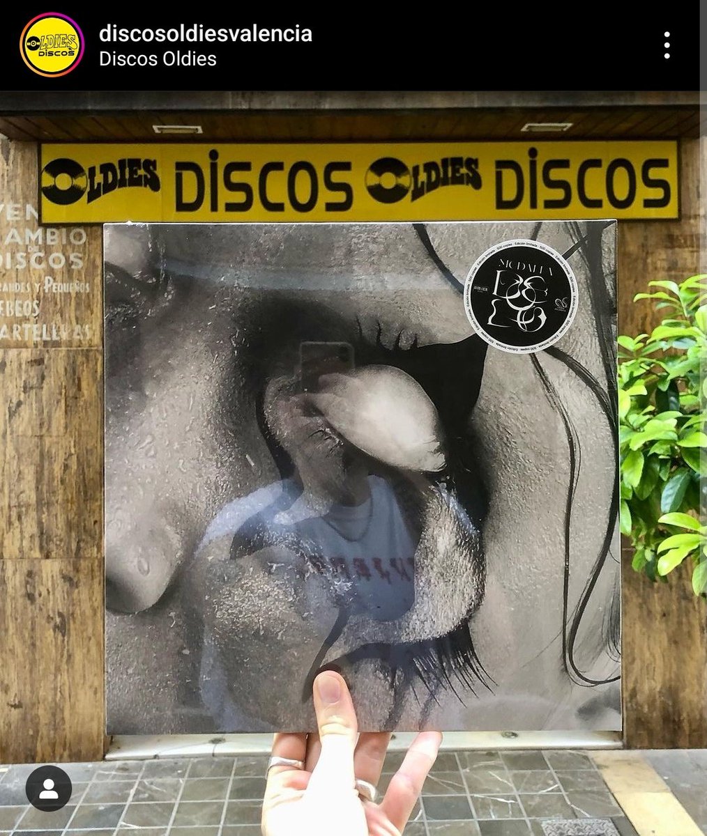MedallaMusica's tweet image. Se hace saber que desde hace unas semanas escribimos a todas las tiendas que nos recomendasteis. @DiscosOldies nos respondió en seguida y ya podéis conseguir el vinilo en su tienda de Valencia 💘 Muchas no han respondido pero se agradece de corazón gente que apuesta por el DIY 🫶