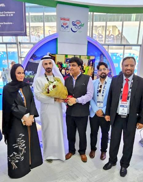 HPCL's tweet photo. Exploring synergies & pioneering pathways for future collaboration that promise to elevate technology & industry to new heights ~ Tariq Al Hashmi, Head (Director) of Technology Adoption, and Salama Alawadhi, Director of National Value Added Department, Ministry of Industry & Advanced Technology UAE, visited #HPCL exhibition stall at #ADIPEC2023 🇦🇪
 #TechLeaders #Collaboration #ADIPEC #UAE #IndiaAtADIPEC 
@HardeepSPuri @OfficeofHSP  @IndembAbuDhabi