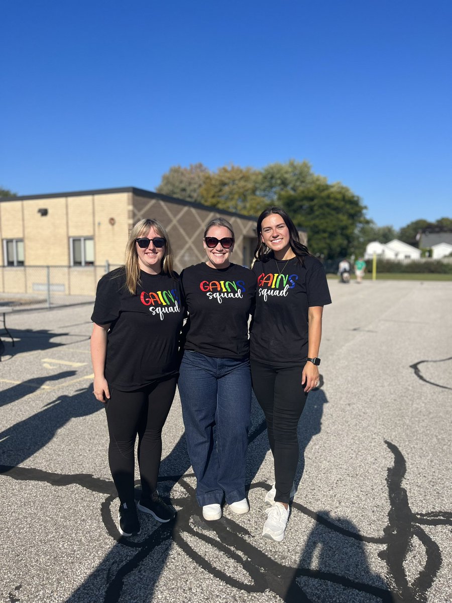 McWilliam staff and our School Council working together at our Meet the Staff event! What an amazing school community!