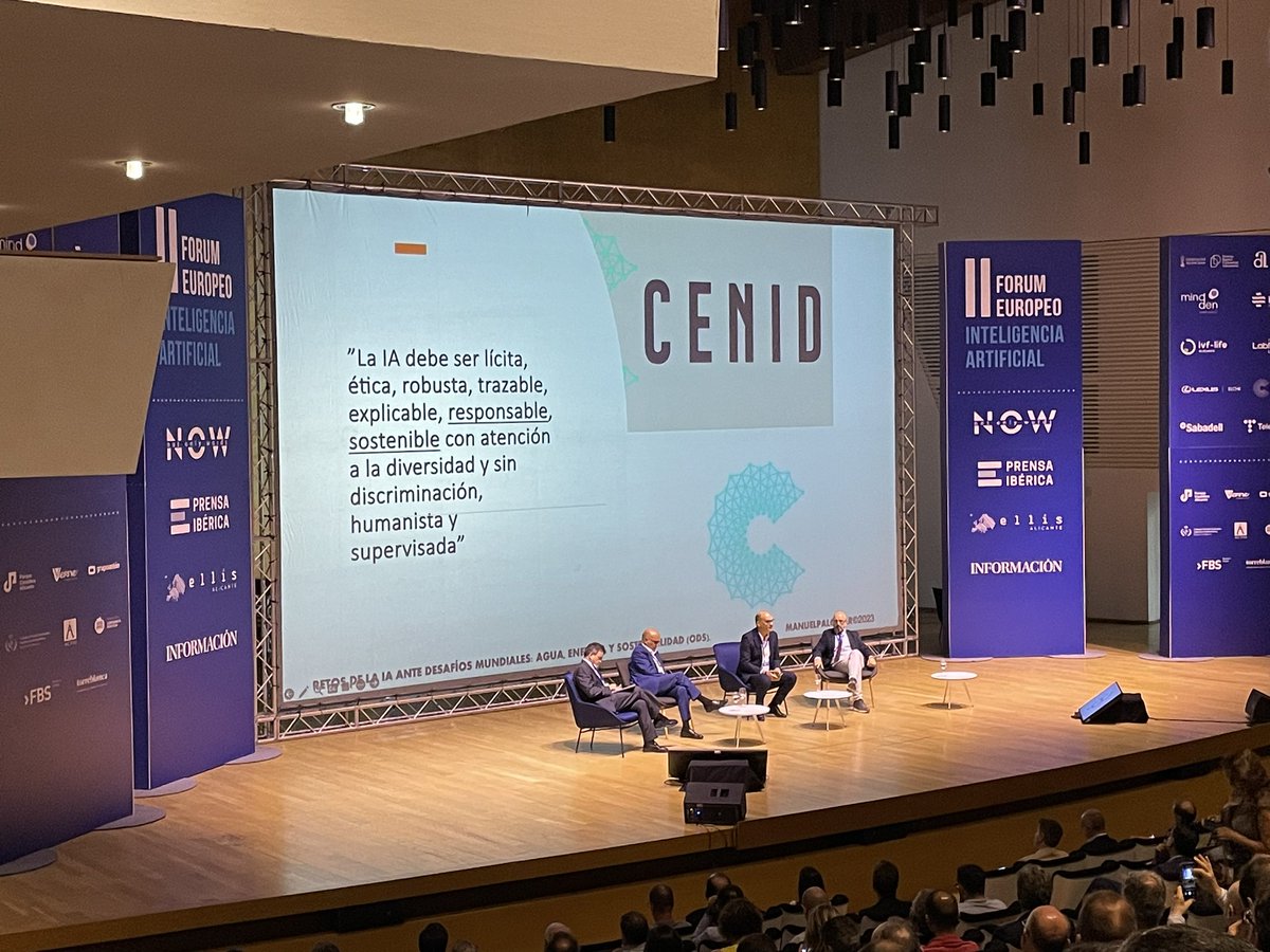 nachocervera's tweet photo. Tras una pausa para el #cafe y #networking  , seguimos en #ForumEuropeoIA con @manuelpalomar de @Cenid_Alicante #IA https://t.co/yvPY94Czno