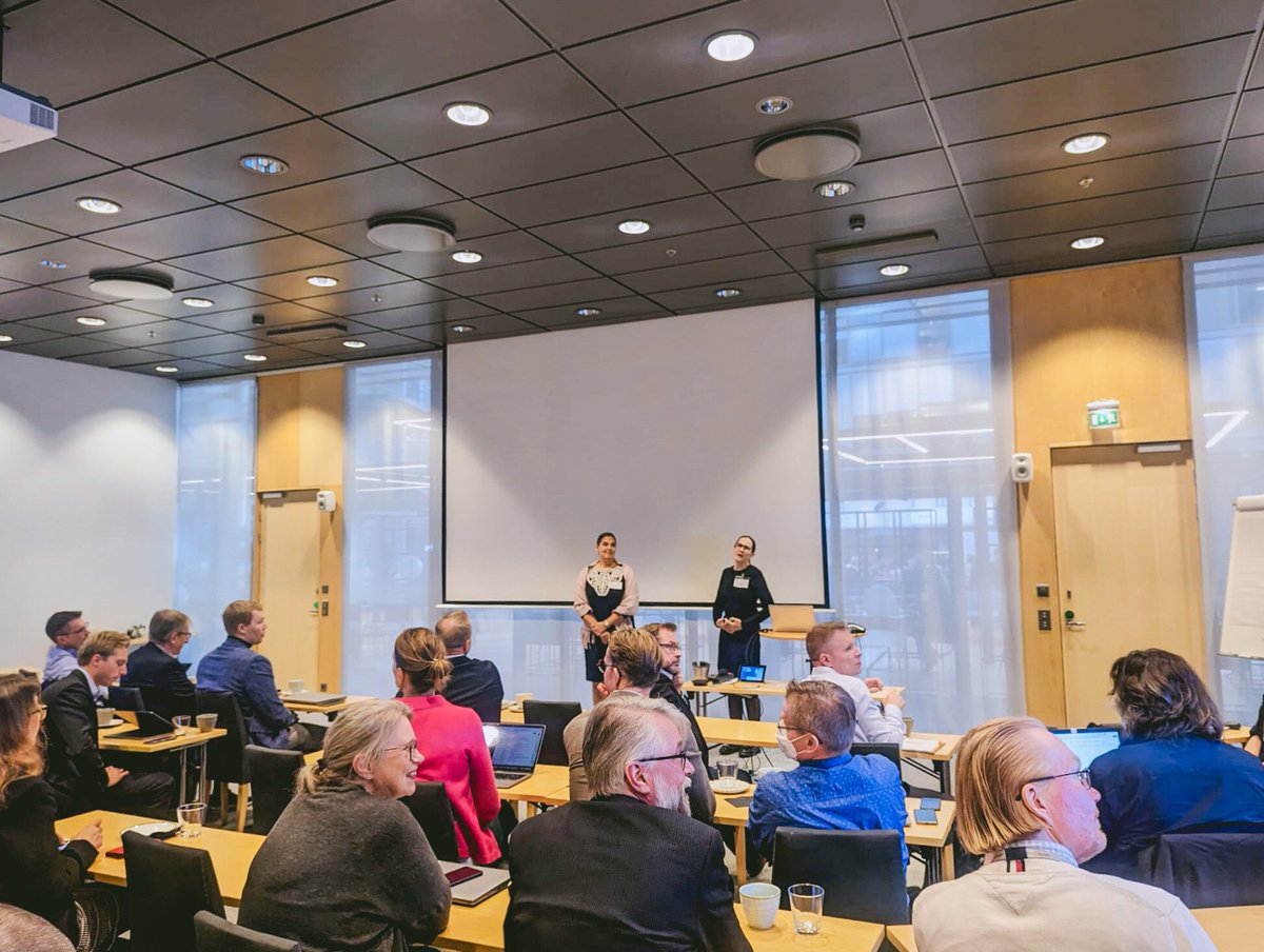 KvarkenSpaceEco's tweet photo. Vaasa’s space domain experts participated in @BusinessFinland’s Space Business Forum event today! Insightful and crucial talks by key and new players across the space industry. Big thanks for putting it together and looking forward to the next #spaceforum! #newspaceeconomy https://t.co/58quMPgfor