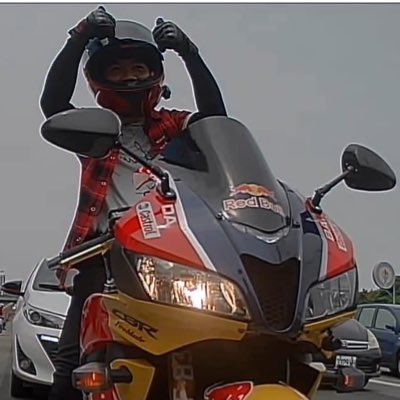 hj1487's tweet photo. #NewProfilePic (新個人資料照片) https://t.co/fTdjSsCgUi