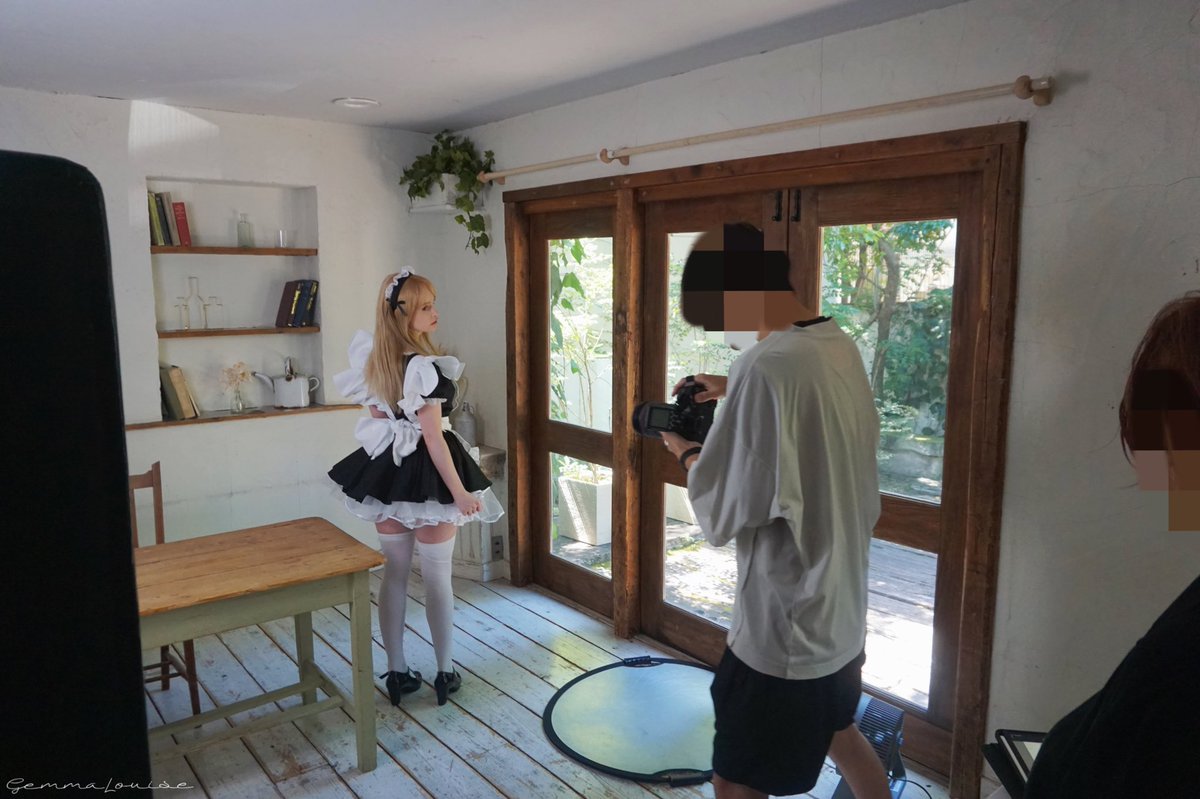 メイド服が似合う…かな？🧹📸 https://t.co/8Hd0bbyrAH