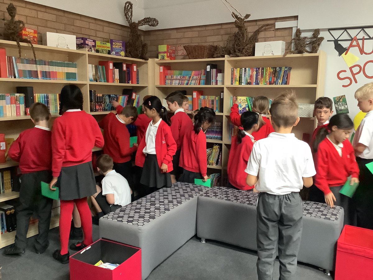 We thoroughly enjoyed our first Year 4 trip to the library! We chose a book that we wanted to read and shared them with each other <a href="/StPhilipCEAP/">St Philip Westbrook</a> #teamstphilips