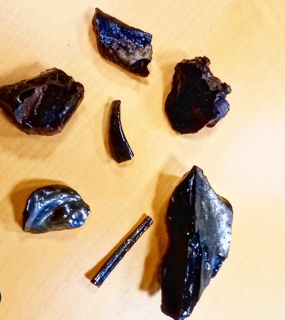 ruben_forjan's tweet photo. Preparing the new experiment. Revalorisation of ash and slag from coal-fired power plants for the reclamation of agricultural and mining soils. Study that attempts to link ecological decarbonisation and soil improvement.
#soil #carbon #descarbonisation #environment #soilscience https://t.co/escHibgobx