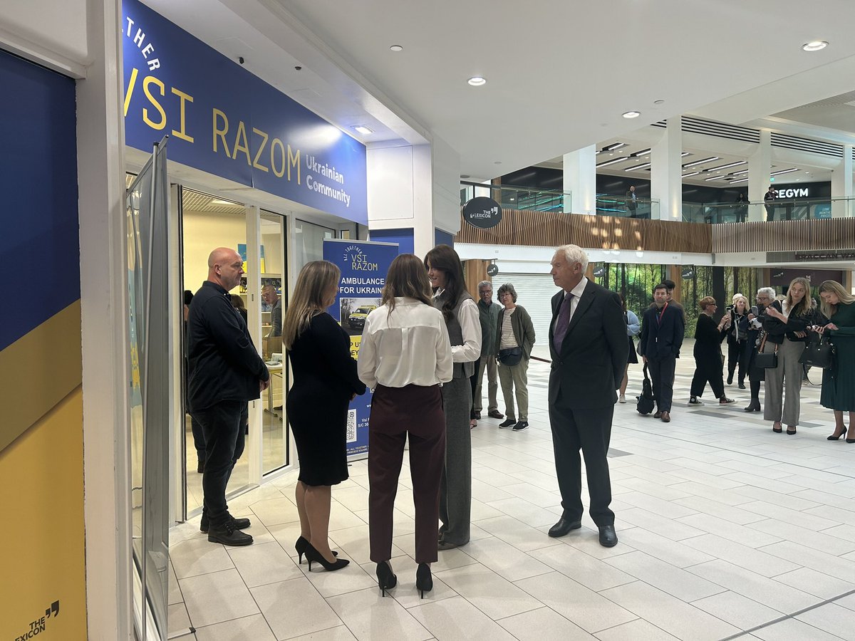 OliviaMowlE's tweet image. I’m down here at the Lexicon in Bracknell and where the Princess of Wales has just arrived at the VSI Razom Ukranian Community Centre