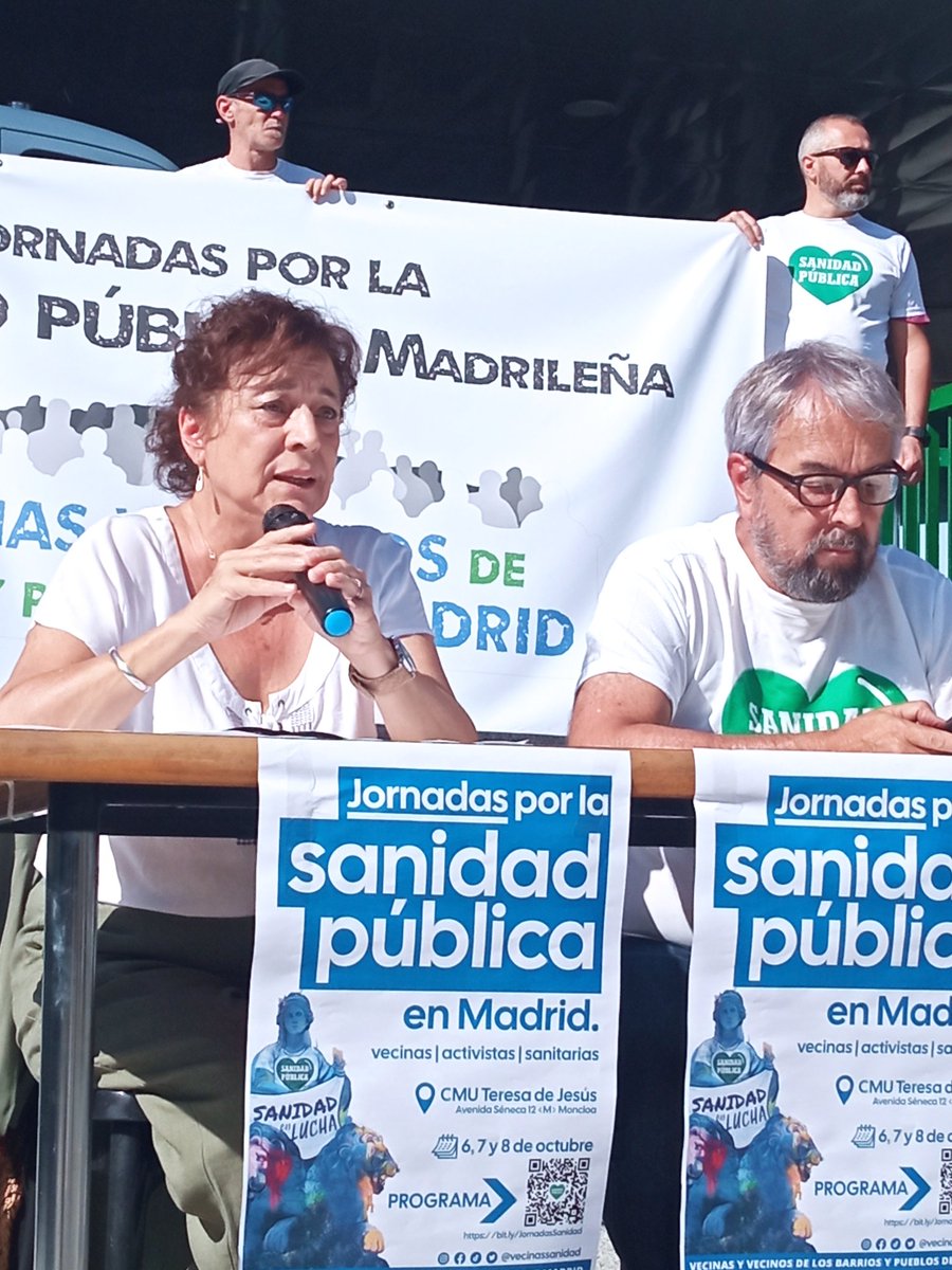 VecinasSanidad's tweet photo. Presentando las Jornadas por la Sanidad Pública de Madrid delante del Hospital 12 de Octubre 💚

No os olvidéis de inscribiros > https://t.co/NRdz2J5J8Z https://t.co/jKIRgkXyEv