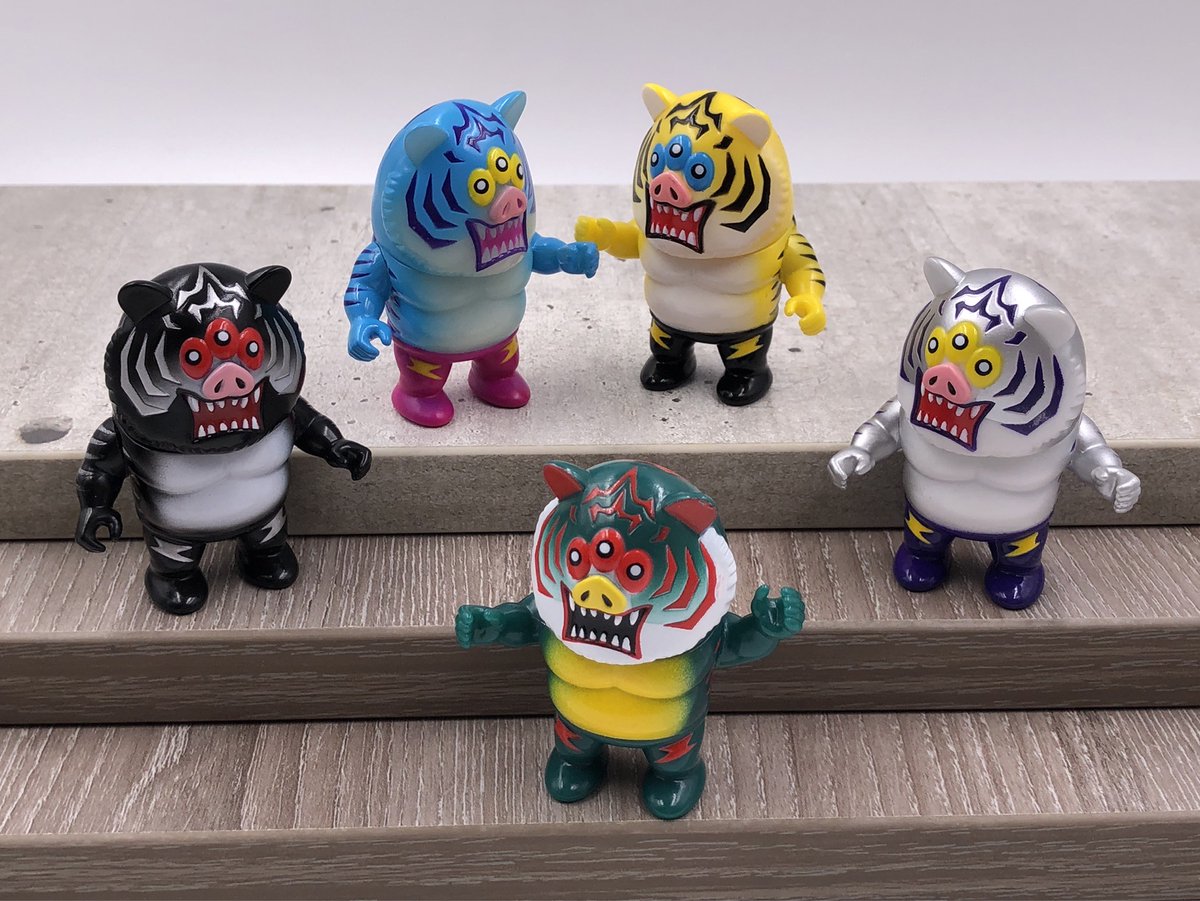 bibo3897's tweet photo. 手の可動になりました💪🐯💪
#BUTIGER
#VAG 
#MEDICOMTOY
#ARTJUNKIE
#sofubi
#ソフビ https://t.co/vMG6ZvKgHJ