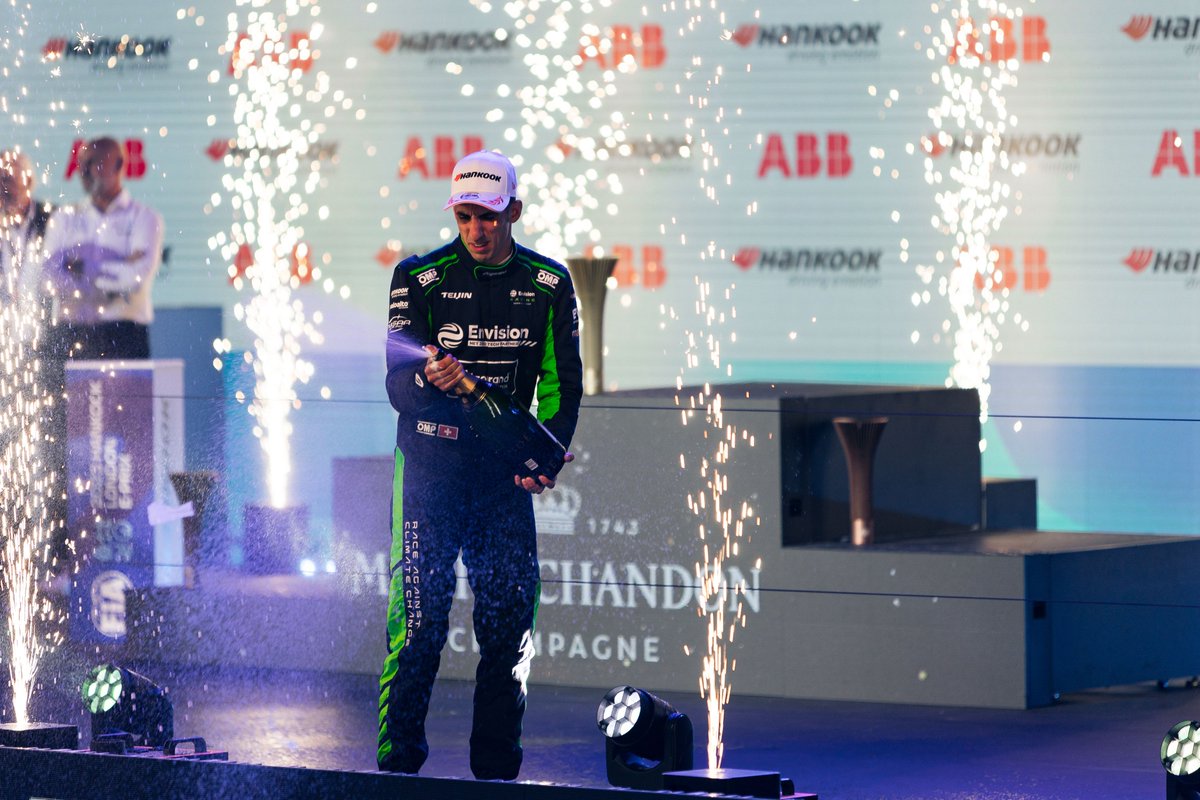 Helping us clinch the teams' title 🏆 @Sebastien_buemi joined the team exactly 1⃣ year ago today! 💚