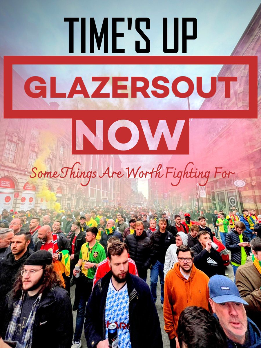 mufcaway_'s tweet photo. This great football club is fucked!

Away fans in the home end.
Banners being torn down.
Stadium leaks all over the place &amp; fucked lighting strips

The rot starts at the very top!

Things will never change until the Yank parasite bastards sell the club!
#GlazersOut https://t.co/YBqDehv8Ii