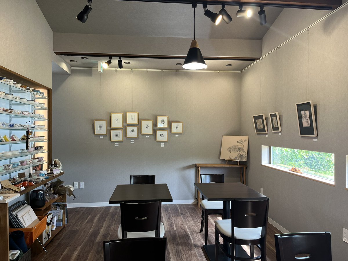 sio_am's tweet photo. 浜松市三和町のCafe Brownさんにて、個展開催中です☕︎ https://t.co/lu6OK9xgh4