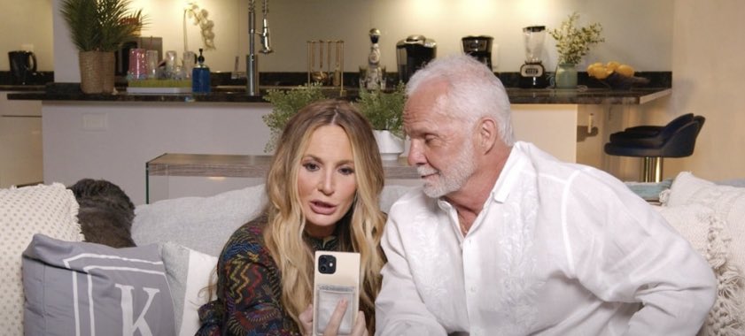 Even though I still have a big problem with #CouchTalk (it should be at least two hours long), <a href="/capthlr/">Captain Lee</a> and <a href="/Kate_Chastain/">Kate Chastain</a> are the best lie detectors ever. They should be called upon to call bullshit live while the franchises are going. #OGKiddo #BoatDaddy <a href="/BravoTV/">Bravo</a> <a href="/Andy/">Andy Cohen</a>