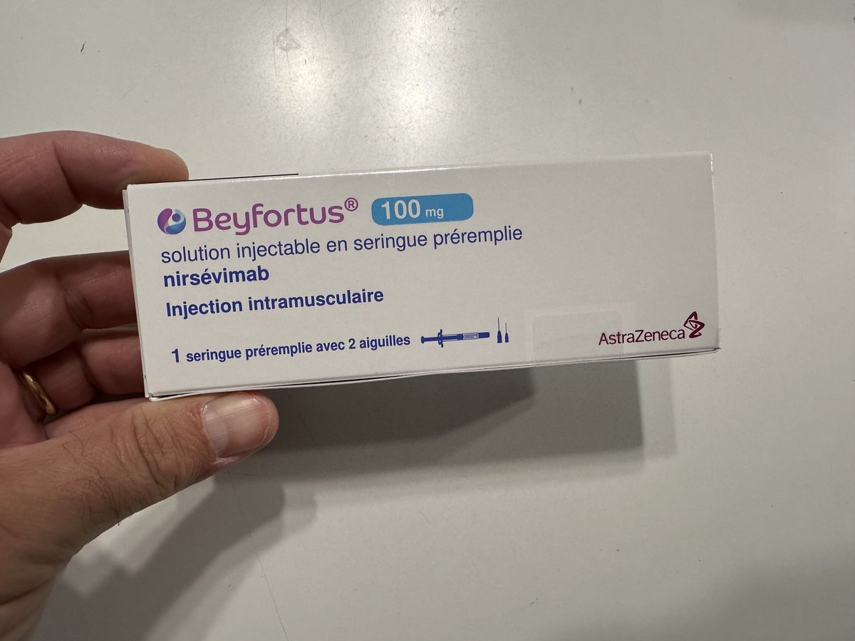 drmayo_theone's tweet photo. IL est arrivé. Commandé le 21 septembre….une grande réussite.  
Je me demande si la rupture est dûe à nos surstockages ou à des incompétents …⁦@aur_rousseau⁩, un avis éclairé peut être sur cette pénurie ?? https://t.co/OyOMT8MDTM