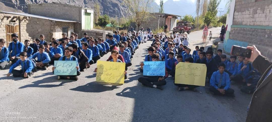 You have seen, shared and exoticised many pictures of young students in Gilgit-Baltistan. This is just another picture but this time they aren't dancing.  This time they are protesting against the assassination of their teacher. 
#JusticeForNiatAmin 
#GilgitBaltistan