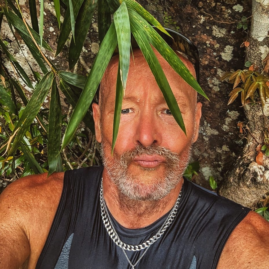 konseptiplus's tweet photo. Weedy hair? https://t.co/tZFfJaxTqI