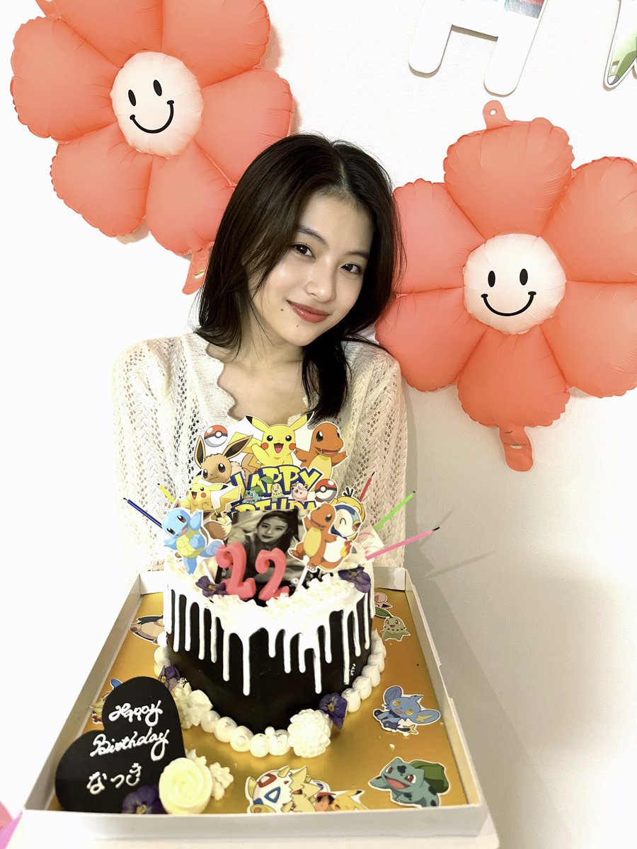 22！

たくさんのお祝いありがとうございます🩵
22歳もよろしくお願いします！
