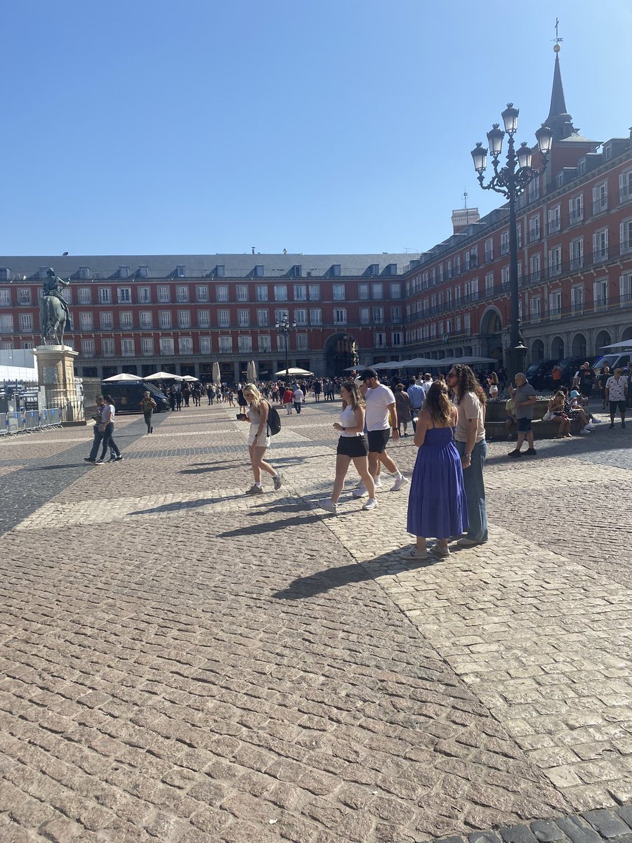 hoolars's tweet image. Top dag