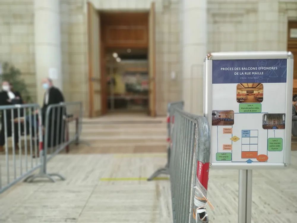 🔴 L'avocat général requiert deux ans d'emprisonnement avec sursis pour le conducteur de travaux et trois ans avec sursis pour l'architecte, en plus d'une interdiction d'exercer le métier d'architecte.

➡️ buff.ly/3rCyfEB