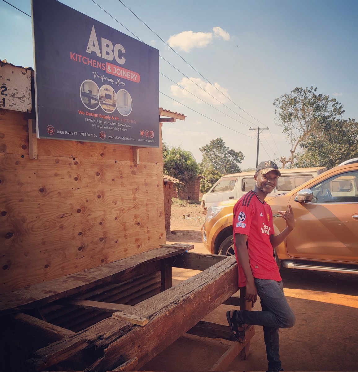 Bom Gee 🔤 tweet media