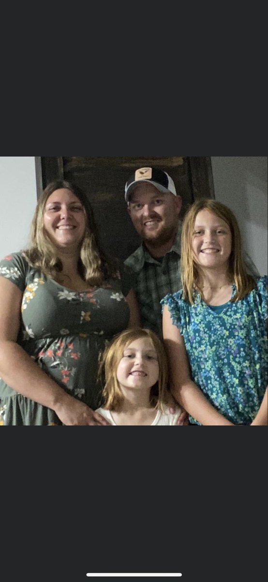 tony_hurst_jr's tweet photo. Happy Birthday @SamanthaKiddy thanks for all that you do for us. We love you and wouldn’t know what to do without you. Hope year 34 is the absolute best. https://t.co/5QvYcYhyyb