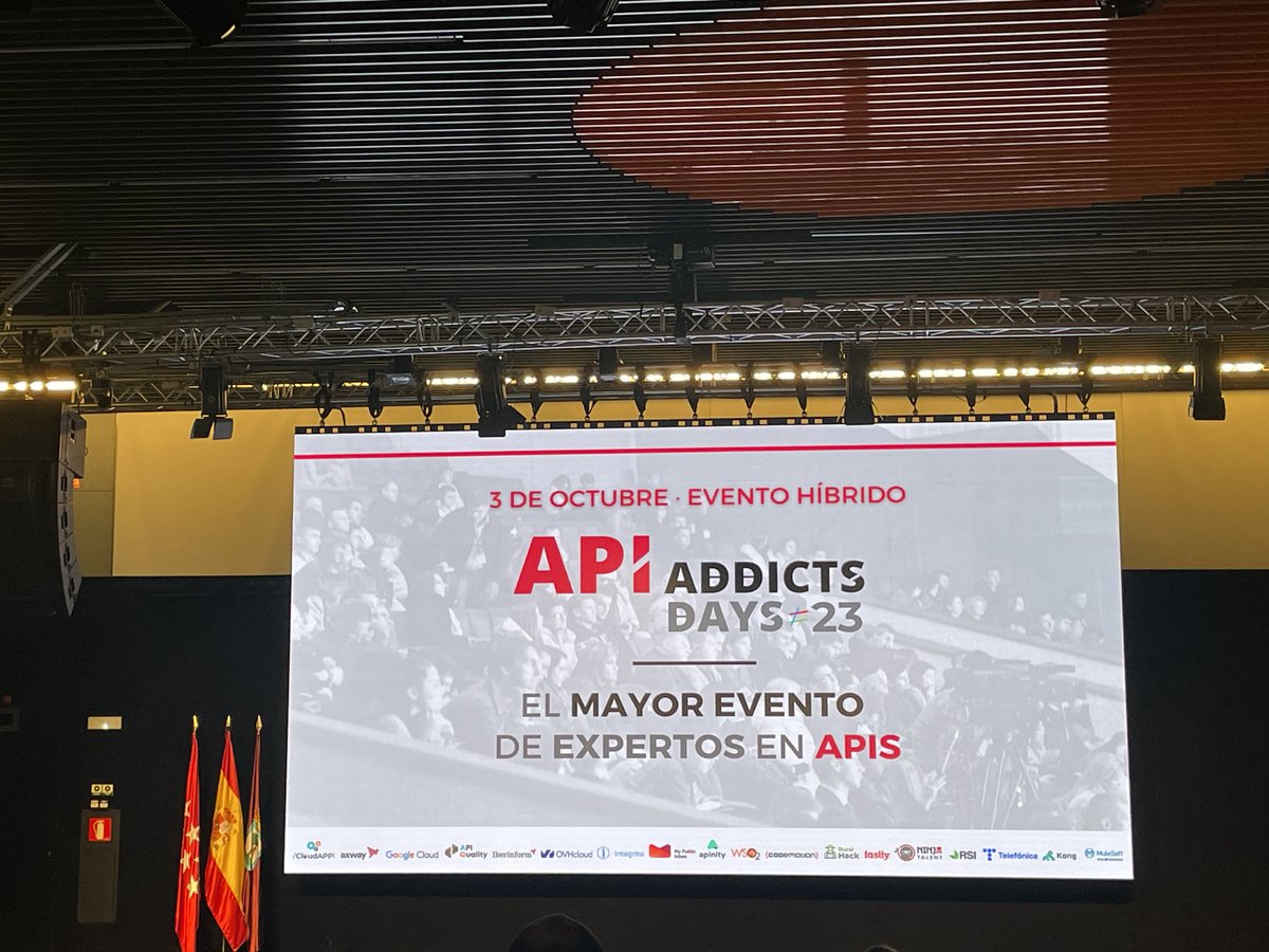 TecnoFor's tweet photo. Nuestros compañeros más dicharacheros, Marcos y Sergio ayer en el #APIAddictsDays23 donde los mayores expertos en el mundo de las #APIs les pusieron al día con charlas y workshops super interesantes. ¡Gracias a @APIAddicts por la organización! Ganas del siguiente :) https://t.co/MudwIyLjFX