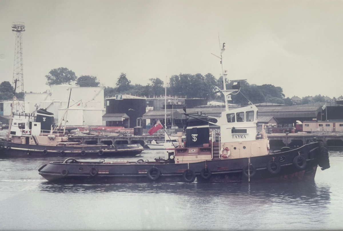 MagnusGroupLtd's tweet photo. Here's how it all started!

In 1973, the late Paul Magnus set up Paul Magnus Transport.

These photos stand proudly in our server room. Amongst these photos are Obtayra and Maximum tug boats, also owned by Magnus.

#logistics #transport #teammagnus #ipswich #suffolk https://t.co/goenwHsIvt
