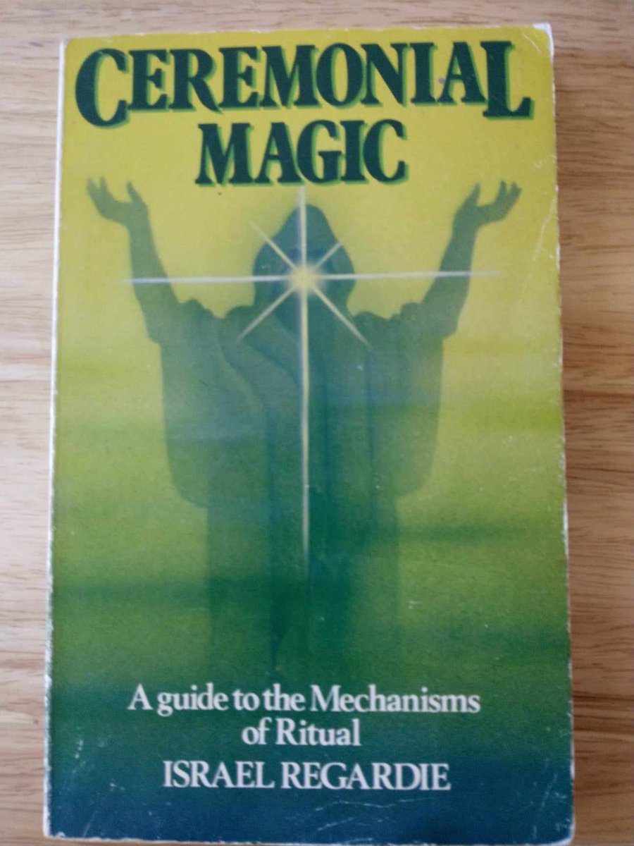 KnoxvilleRose's tweet photo. Featured Book of the Day: Ceremonial Magic by Israel Regardie. Check out the TOC Available now at KnoxvilleRose on Etsy #magick #occult #ceremonialmagic #hermeticorderofthegoldendawn #israelregardie #aleistercrowley #watchtowers #enochian #angelicmagic #ritualmagic #vintagebooks https://t.co/rFdb0MQF9R