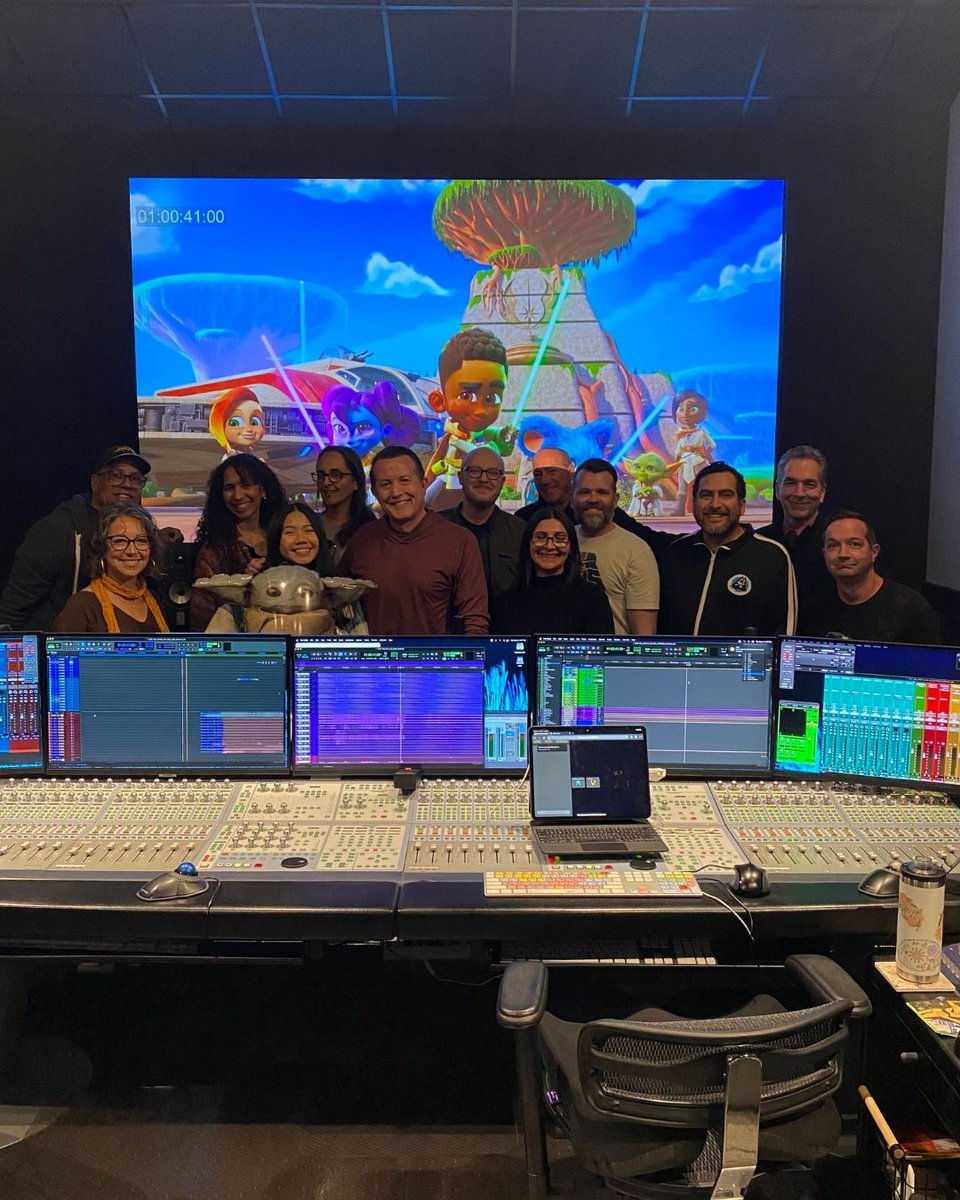 Advantage_Audio's tweet photo. Attention Young Jedi Fans! 🌟 Check out the talented team behind the creation of this amazing show for all you young ones out there! Don't miss the new episodes of Young Jedi Adventures, coming out on November 8th, 2023!
#youngjediadventures #rerecordingmixer #audioforanimation https://t.co/9LGFgj8Z1v