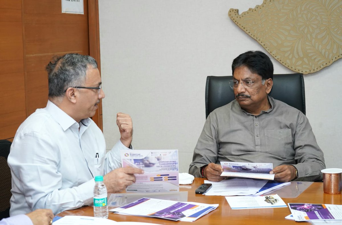 irushikeshpatel's tweet image. In the capable guidance of our visionary leader, PM Shri @NarendraModi ji, the startup sector has witnessed an incredible surge in momentum.

With equal enthusiasm and determination, Gujarat is gearing up for an upcoming startup conclave and startup exhibitions. It was delightful…