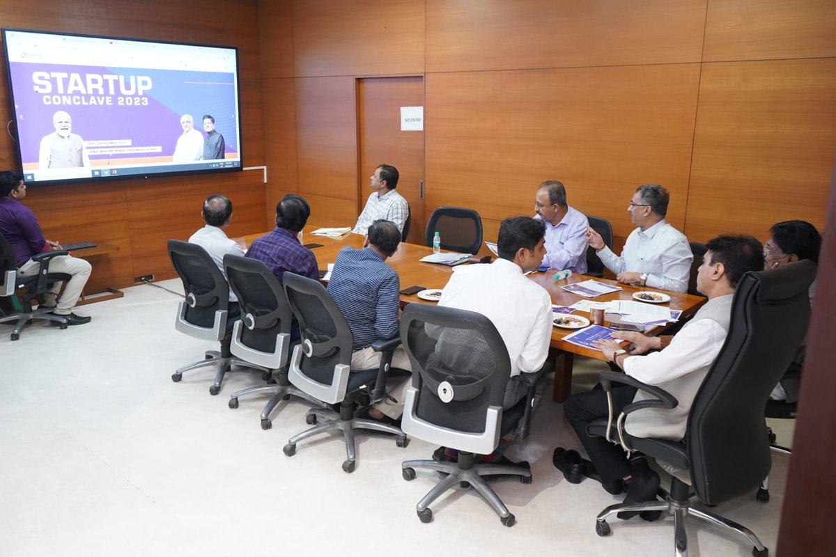 irushikeshpatel's tweet image. In the capable guidance of our visionary leader, PM Shri @NarendraModi ji, the startup sector has witnessed an incredible surge in momentum.

With equal enthusiasm and determination, Gujarat is gearing up for an upcoming startup conclave and startup exhibitions. It was delightful…