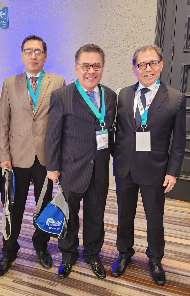 jgcr57's tweet photo. With mybold frienda Pepe Arias and Carlos Altez https://t.co/Src3R5Pb1j