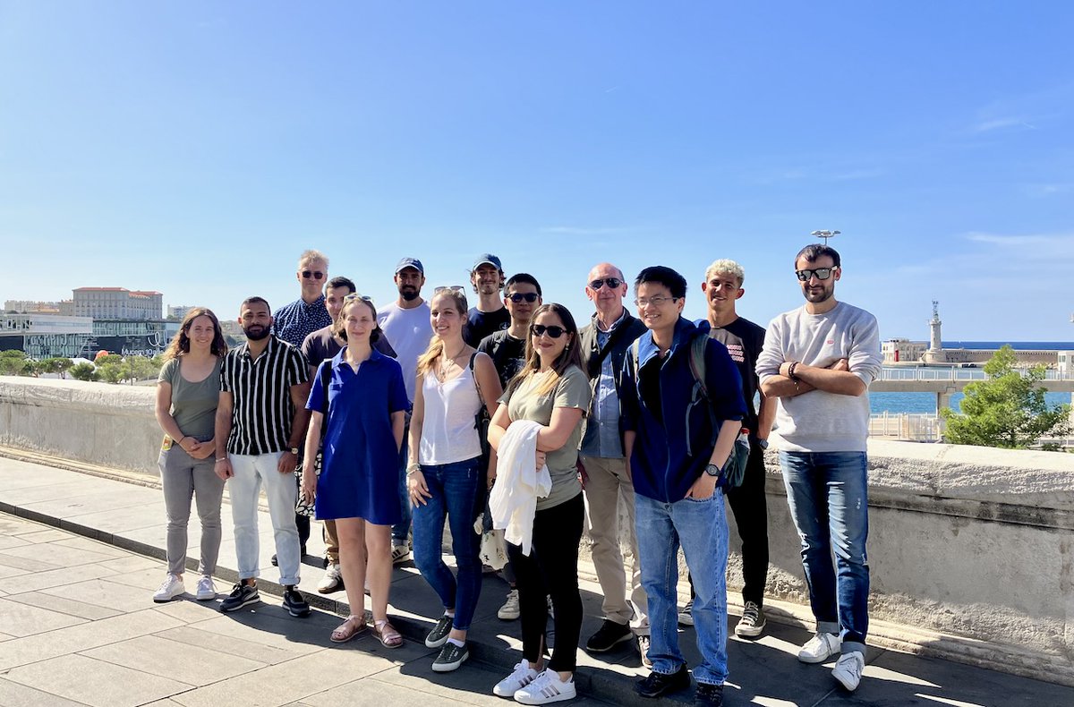 La Team Carnot STAR au complet 🤩 
 
L'équipe opérationnelle et les 9 ingénieurs de plateformes subventionnés par  Carnot STAR se sont réunis aujourd'hui ! 

Petite mention à Valérie qui prenait la photo 😉