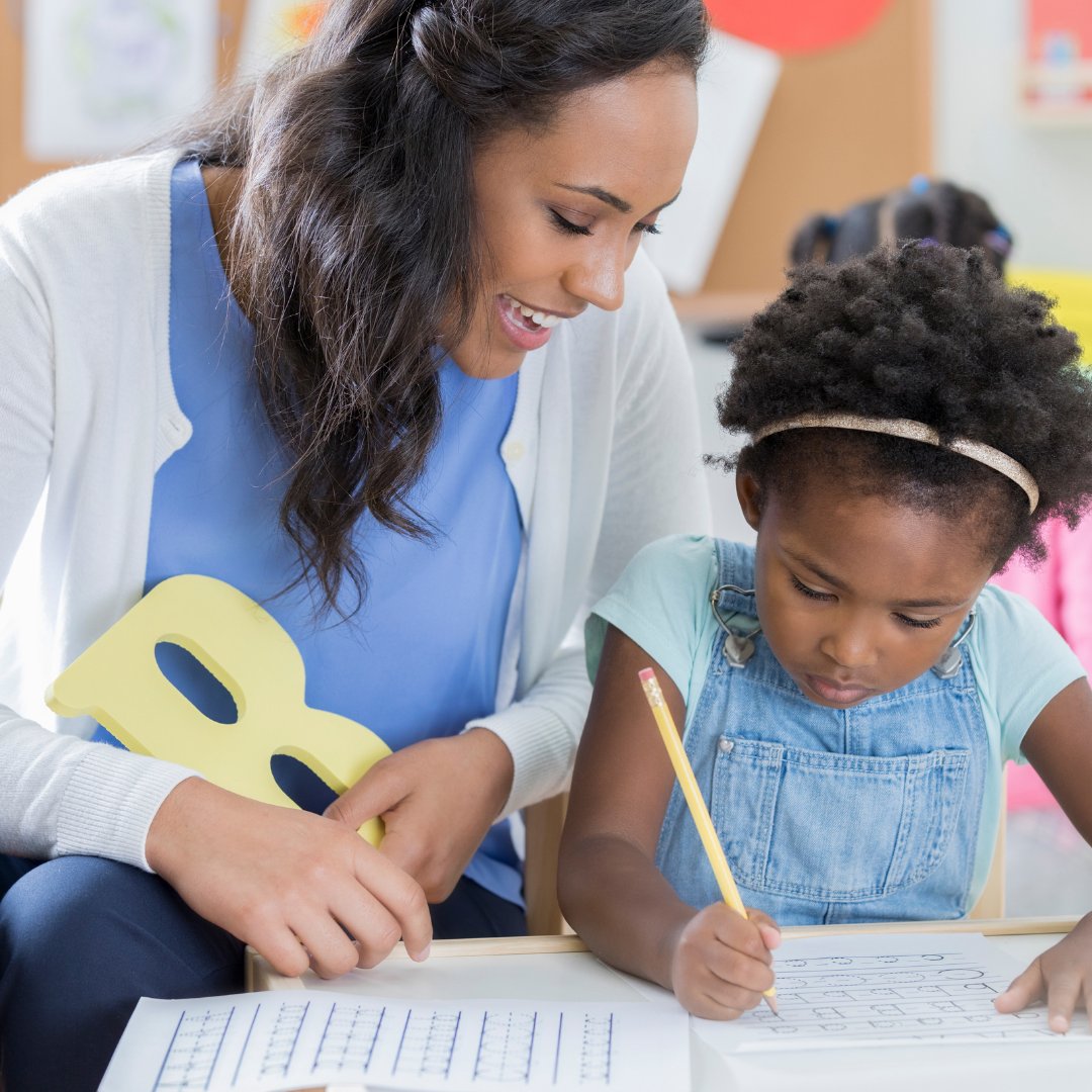 beeloo_co's tweet photo. **New Activity Type Alert** We've just launched a brand new collection of Word and Letter Tracing Printable Activities for all of our fun themes.  #teachers #parenting #parentingtips #beeloo #screenfreekids #screenfree https://t.co/38ZbyFeLOO https://t.co/thmkFUWP5t