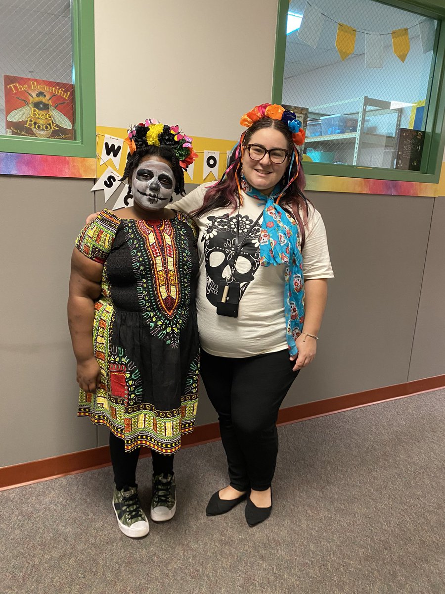 SalyersElemCubs's tweet image. More of @SalyersElemCubs celebration of National Hispanic Heritage Month 🪇💃🏾🕺🏾🇲🇽 #WeAreSalyers #HispanicHeritageMonth #SpringWay #Unstoppable #CubsHouse @SalyersElemCubs @ShuanTann @VillamilMrs @LaQuitaCarter2 @SpringISD @SpringISD_Super @sstrubha @SISD_CoA @richardhoard3