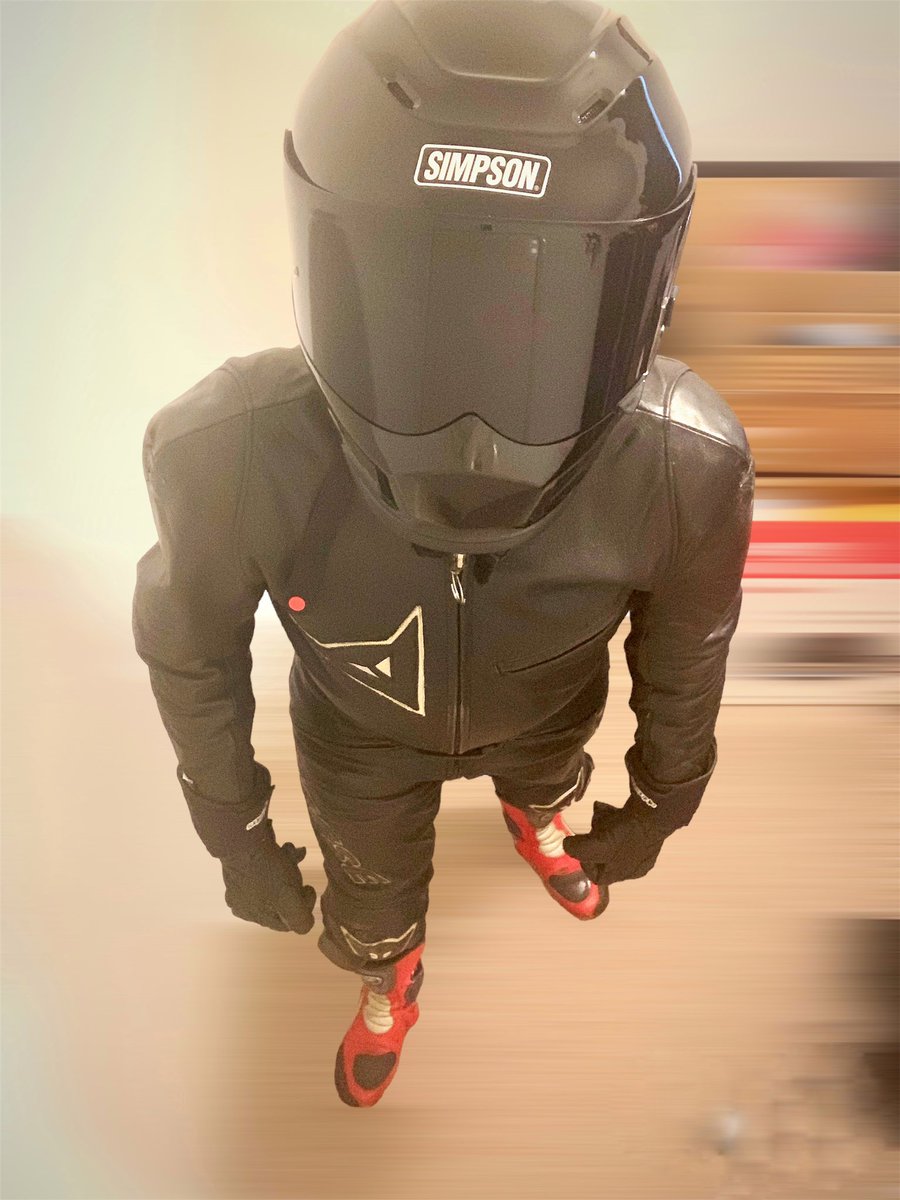 webhead1972's tweet photo. I got my gear on so who’s gonna give me a pillion ride… #dainese #biker #Boots #gay #leathers #simpsonbandit #bikerboy #suitup #pillion #gaybiker https://t.co/vgeXGO8N2j