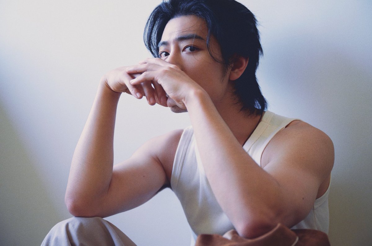 gremlinyibito's tweet photo. XIAO ZHAN SIR EXCUSE ME BUT WTF?! https://t.co/wScq80pfLG