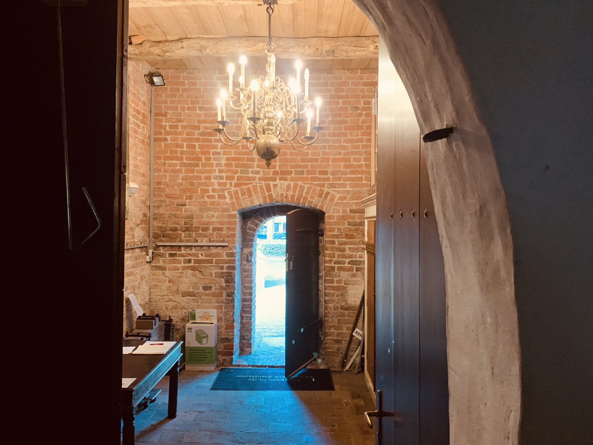DrentheToen's tweet photo. ZUIDLAREN. We zin er vaak te vinden de laatste tijd. Binnenkort in #DrentheToen @rtvdrenthe #Zuidlaren #Dennenoord #Boschhuis #Dennenoord #cafe #kerk #gesticht https://t.co/Q04wPf3JTC
