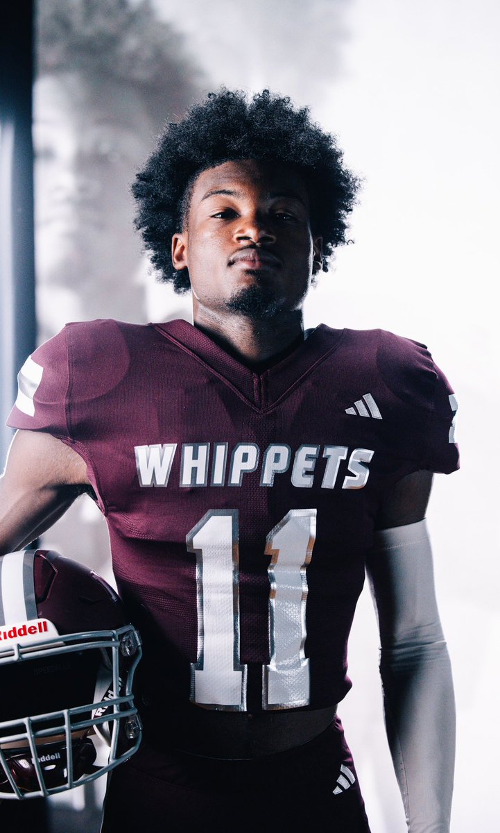 KSDsports's tweet photo. @bshields0244 Congratulations to Whippet Senior Jaquavious Pace!!!! Super proud of this young man!! #WhippetPride #RecognizingGreatness https://t.co/GsEMfxEs1j