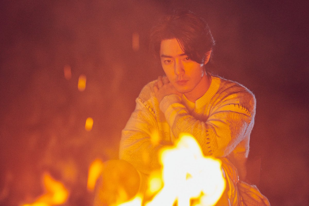 rainsummerr's tweet photo. Nửa đêm anh làm gì tôi đấy anh Chiến 

SHINING STAR XIAO ZHAN DAY

#Happy32ndXIAOZHAN
#XiaoZhan32in23 https://t.co/QqGgbwBpY7