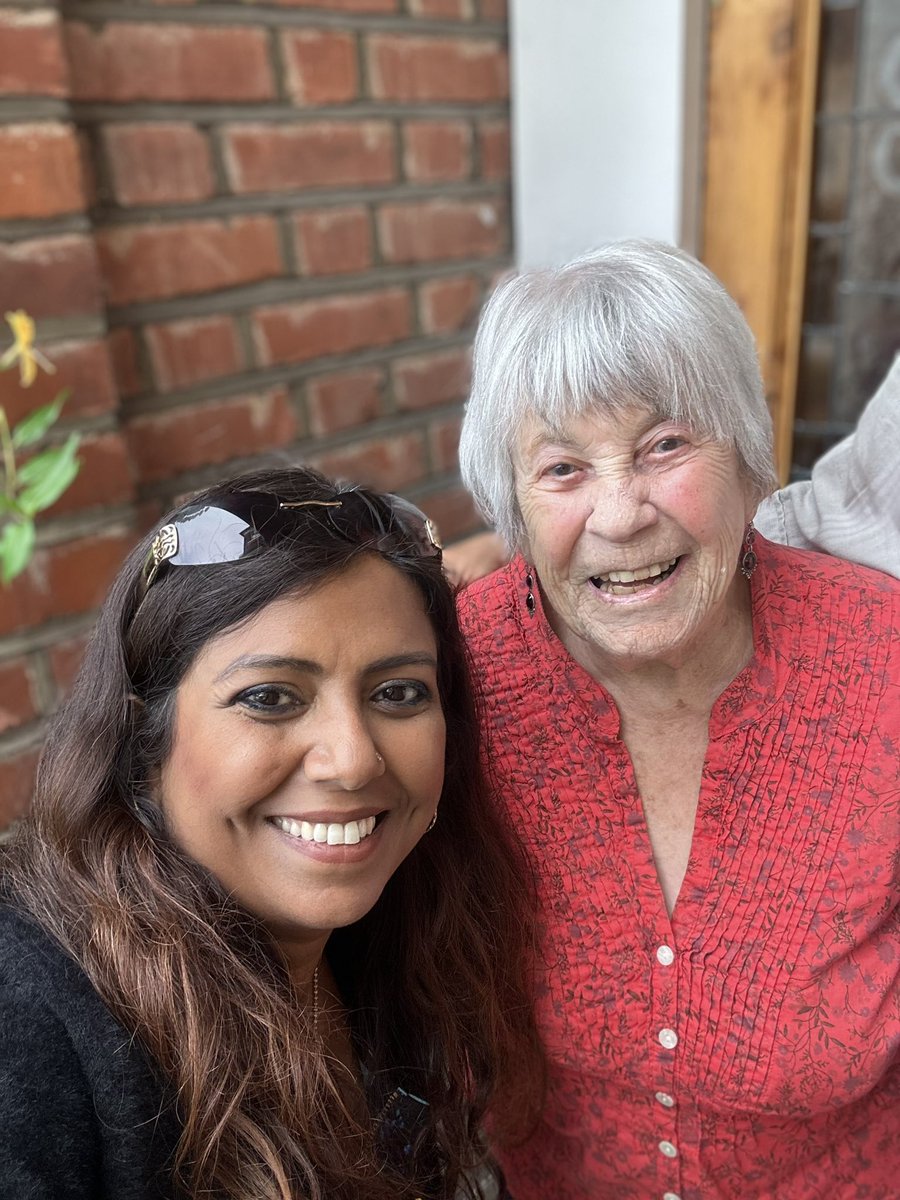 Wishing my amazing 2nd Mum (mother in law) Carola a very happy 24x4 birthday 🥳 🎉 journalist, author, wife/mother/grandmother and great grandmother and much more. Mum takes it all in her stride and can beat some of the best bridge players too!