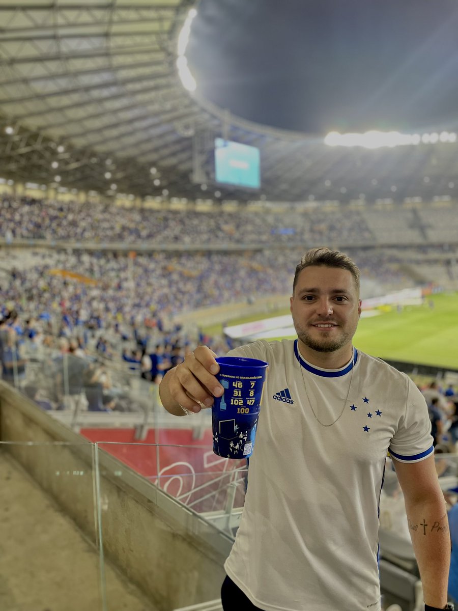 igormarquesps96's tweet photo. CRUZEIRO 1x1 Corinthians
Ir de camarote é bom, mas só de vez em quando. A bancada tá no sangue 🦊 https://t.co/JNdRra4Twl
