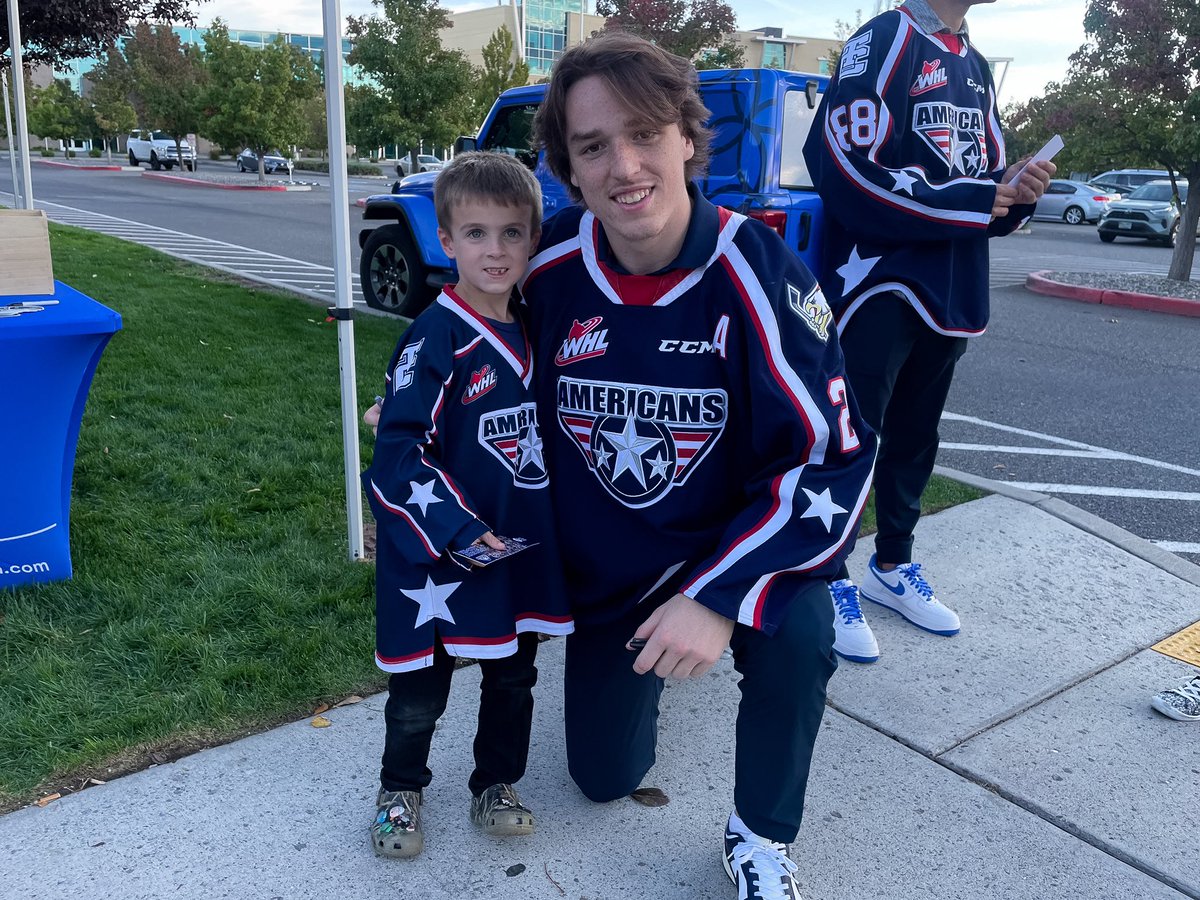 TCAmericans's tweet photo. We had so much fun last night at our Season Kick-Off Party with @gesacu! It was great seeing all our fans! We are so excited for another thrilling season with all of you.

Thanks to @gesacu for organizing this event (and all the great giveaway items!). https://t.co/2oZXg1I8Ls