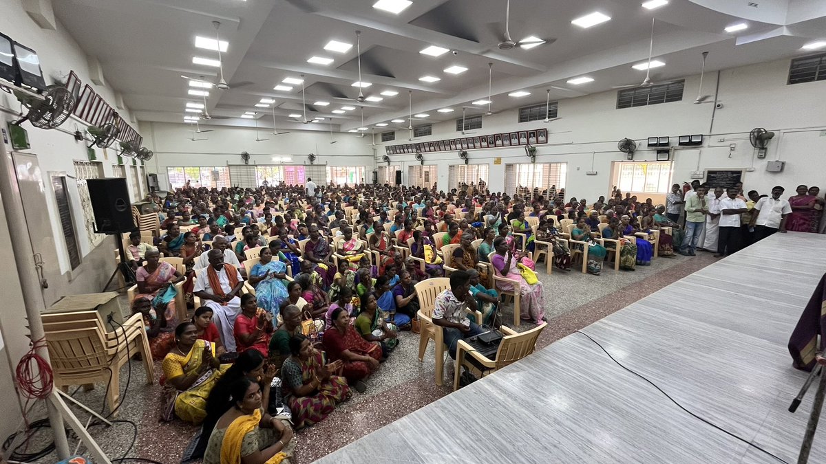 ssanthoshsankar's tweet photo. திருப்பூர் குமரன் 120 பிறந்தநாள் சமூக விழாவில் பங்கேற்ற புகைப்படங்கள் https://t.co/rxGWHuJsaB