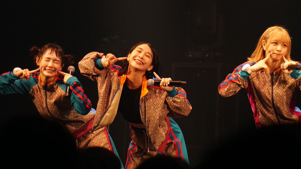 BiSH_ALCO's tweet photo. 初めてのギャンパレは大満足でした✨
ライブ楽し過ぎて予定に無かった特典会まで笑
間近で見るメンバー可愛過ぎて緊張して全然話しかけれなかった…

もっと早くから遊び人になっ���いれば！

#ギャンパレ 
#ギャンパレ名古屋
#ギャンパレ悪戯しちゃうぞ https://t.co/ciSIAuttFd